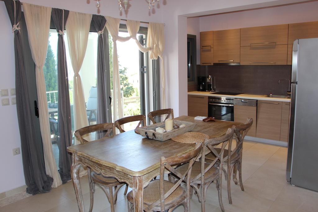 Porto Heli Villas & Studios Chambre photo