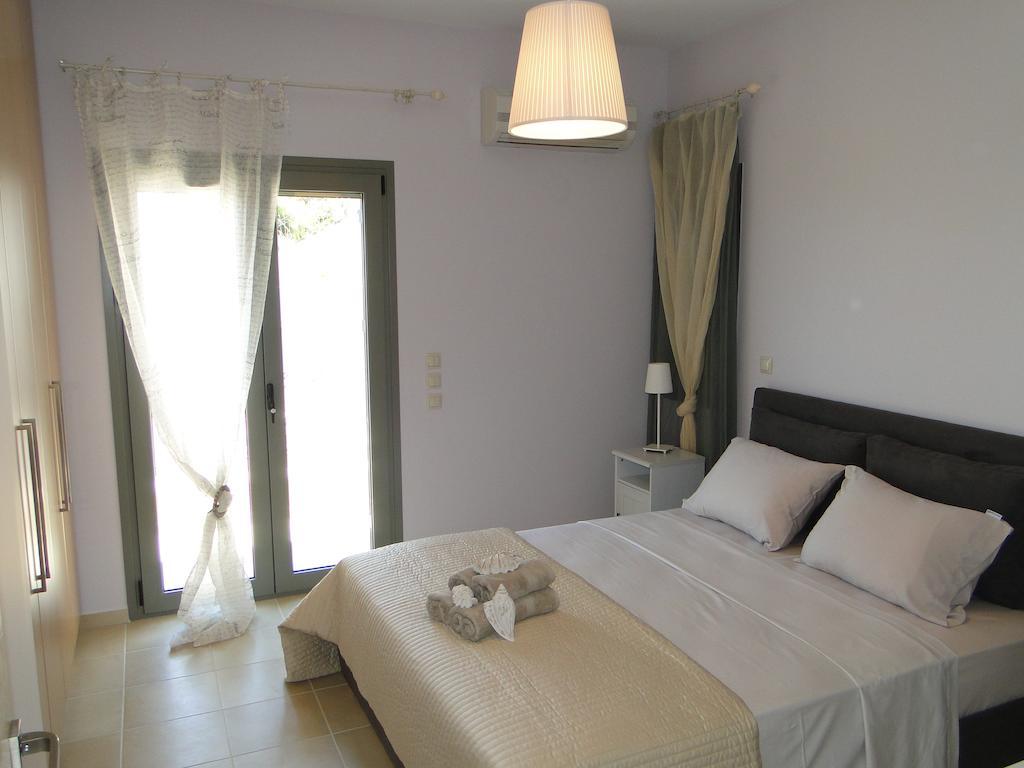 Porto Heli Villas & Studios Extérieur photo